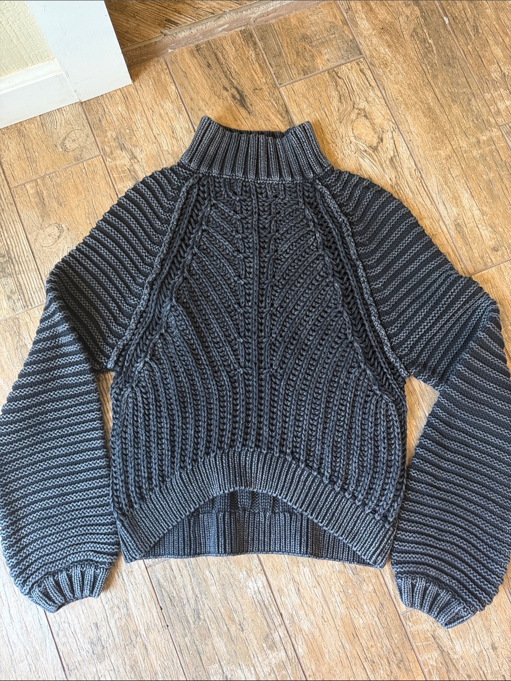 Free People Gray black Cable Ribbed High-Low Turtleneck Sweater small